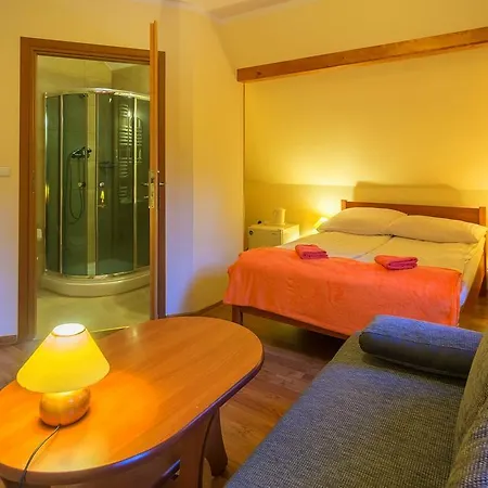 Echo Δωμάτια σε οικογενειακή κατοικία *